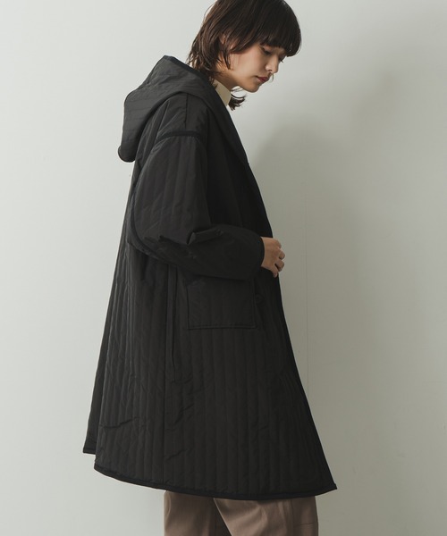 kha:ki（カーキ）の「「KHA:KI / カーキ」リバーシブルストライプキルティングコート（ミリタリージャケット・レディース・カーキ/アイボリー/ブラック・1/2）」の9枚目の写真