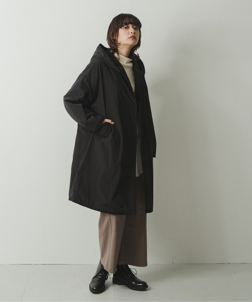 kha:ki（カーキ）の「「KHA:KI / カーキ」リバーシブルストライプキルティングコート（ミリタリージャケット・レディース・カーキ/アイボリー/ブラック・1/2）」の11枚目の写真