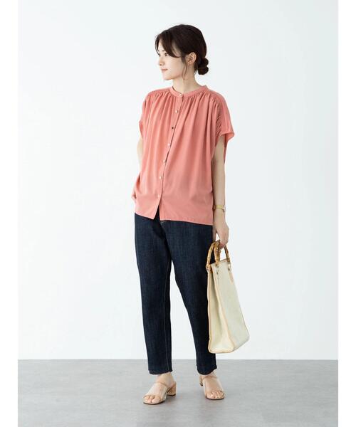 Green Parks(グリーンパークス)の「・ELENCARE DUE 多釦ギャザーブラウス*(シャツ/ブラウス・レディース・ブラック/オフホワイト/イエロー/オレンジ・FREE)」の18枚目の写真