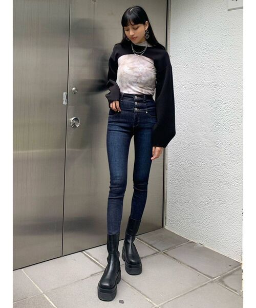 EMODA（エモダ）の「ミニハイネックトップ（Tシャツ/カットソー・レディース・ホワイト/その他1/その他/ブラック・FREE）」の11枚目の写真