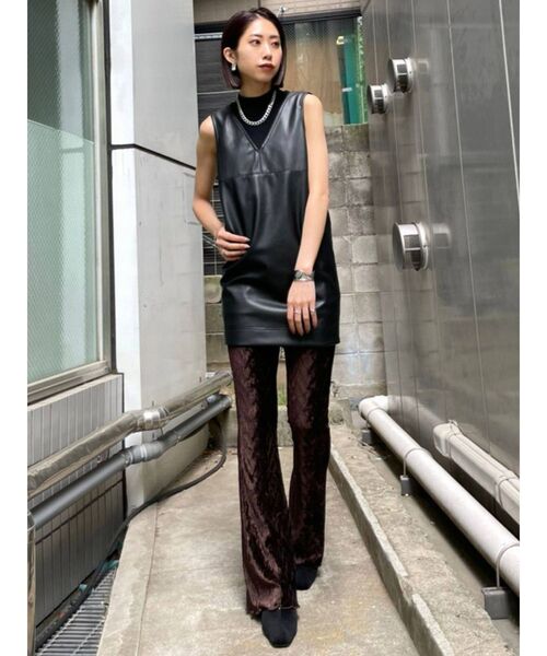 EMODA（エモダ）の「ミニハイネックトップ（Tシャツ/カットソー・レディース・ホワイト/その他1/その他/ブラック・FREE）」の22枚目の写真