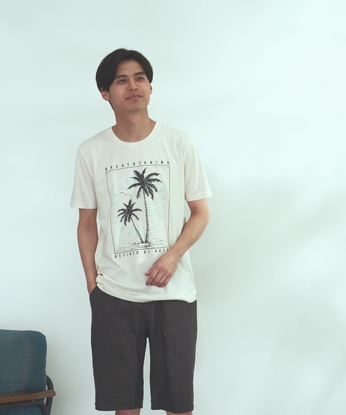 JEANS MATE(ジーンズメイト)の「サープリントTシャツ2 汗染み防止/撥水性/UVカット(Tシャツ/カットソー・メンズ・チャコールグレー/ネイビー/ブラウン/クリーム/アイボリー/オートミール・MEDIUM/LARGE/X-LARGE/SMALL)」の3枚目の写真