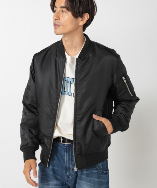 UNION STATION（ユニオンステーション）の「中綿入りフォースナイロンMA-1ジャケット（MA-1・メンズ・ブラック/カーキ・LL/M/L）」の18枚目の写真