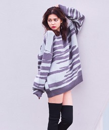 ゼブラ柄ジャガードニット