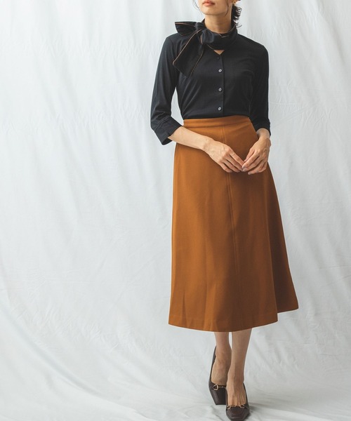NARACAMICIE(ナラカミーチェ)の「カルゼ調Aラインスカート(スカート・レディース・ネイビー/ブラウン・MEDIUM)」の7枚目の写真