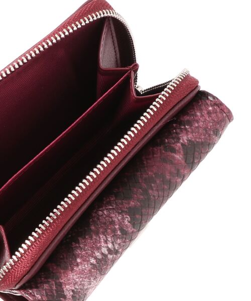 jouetie(ジュエティ)の「【jouetie/ジュエティ】 回転金具 三つ折りミドル財布(財布・レディース・ダークブラウン系/ベージュ系/ダークグリーン系/ダークグリーン系1/カーキ系/ネイビー系/ワイン系/ベージュ系その他/ピンク系その他/ブルー系その他/グレー系その他/アイボリー/ブラック・FREE)」の22枚目の写真