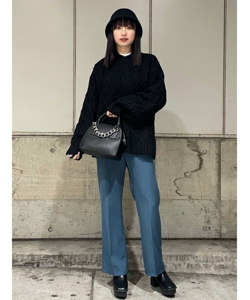 PAGEBOY(ページボーイ)の「リーフケーブルクループルオーバー / ボリューム袖 / オーバーサイズ(ニット/セーター・レディース・ブラック/オフホワイト/グリーン系その他/グレイッシュベージュ/オレンジ・FREE)」の10枚目の写真