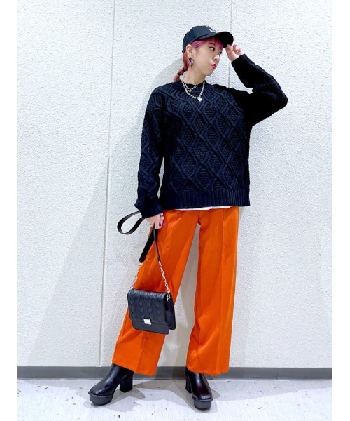 PAGEBOY(ページボーイ)の「リーフケーブルクループルオーバー / ボリューム袖 / オーバーサイズ(ニット/セーター・レディース・ブラック/オフホワイト/グリーン系その他/グレイッシュベージュ/オレンジ・FREE)」の13枚目の写真