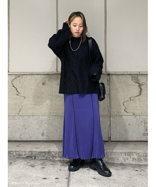 PAGEBOY(ページボーイ)の「リーフケーブルクループルオーバー / ボリューム袖 / オーバーサイズ(ニット/セーター・レディース・ブラック/オフホワイト/グリーン系その他/グレイッシュベージュ/オレンジ・FREE)」の12枚目の写真