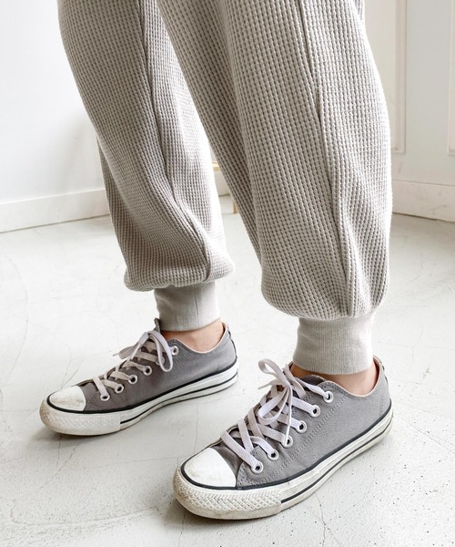 mimi toujours（ミミトゥジュール）の「パンツ ワッフル ワンマイル omom×mimi toujours（その他パンツ・レディース・アイボリー/グレイッシュベージュ・M）」の16枚目の写真