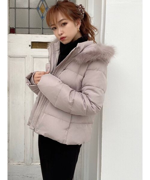 RESEXXY(リゼクシー)の「ショートダウンジャケット(ダウンジャケット/コート・レディース・ベージュ/ブラック/ホワイト・FREE)」の10枚目の写真