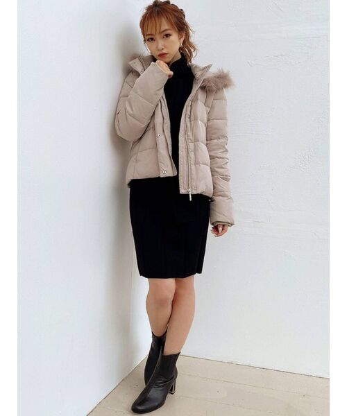 RESEXXY(リゼクシー)の「ショートダウンジャケット(ダウンジャケット/コート・レディース・ベージュ/ブラック/ホワイト・FREE)」の14枚目の写真