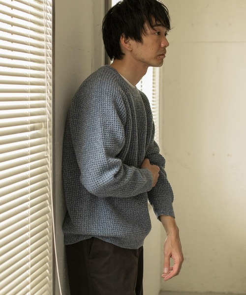 URBAN RESEARCH DOORS(アーバンリサーチドアーズ)の「メランジワッフルクルーネックニット∴(ニット/セーター・メンズ・ベージュ/オフホワイト/オレンジ・40/38)」の4枚目の写真