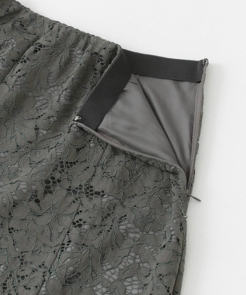 URBAN RESEARCH（アーバンリサーチ）の「レースマーメイドスカート（スカート・レディース・チャコールグレー/オフホワイト・38/36）」の17枚目の写真