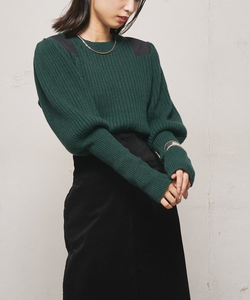 CIAOPANIC（チャオパニック）の「ショルダーパッチミリタリープルオーバー（ニット/セーター・レディース・ブラック/グリーン・FREE）」の16枚目の写真