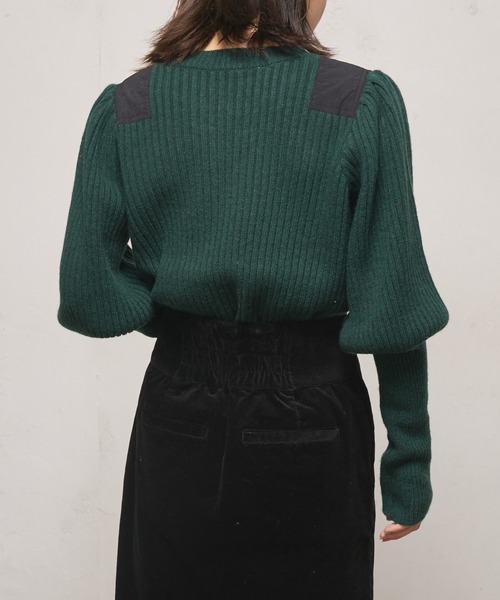 CIAOPANIC（チャオパニック）の「ショルダーパッチミリタリープルオーバー（ニット/セーター・レディース・ブラック/グリーン・FREE）」の9枚目の写真