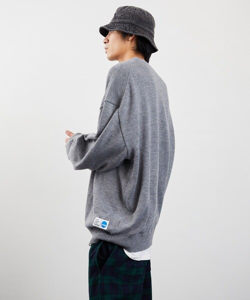 FREAK'S STORE(フリークスストア)の「NCAA/エヌシーエーエー/ SP LOGO KNIT(ニット/セーター・メンズ・ブラック/ネイビー/グレー・MEDIUM/LARGE)」の20枚目の写真