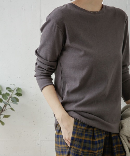 URBAN RESEARCH DOORS(アーバンリサーチドアーズ)の「『UR TECH』テレコクルーネックTシャツ(Tシャツ/カットソー・レディース・オフホワイト/チャコールグレー/ライトグレー・ONE)」の6枚目の写真