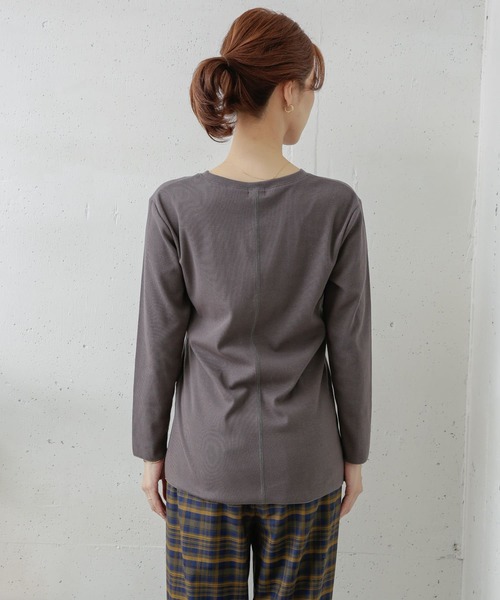 URBAN RESEARCH DOORS(アーバンリサーチドアーズ)の「『UR TECH』テレコクルーネックTシャツ(Tシャツ/カットソー・レディース・オフホワイト/チャコールグレー/ライトグレー・ONE)」の20枚目の写真