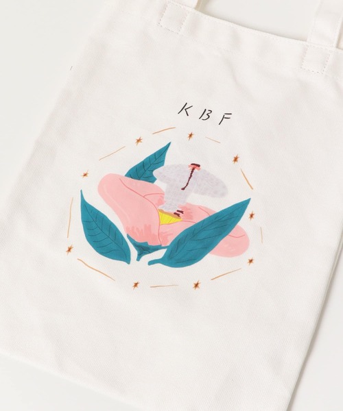 KBF(ケイビーエフ)の「Aki IshibashiコラボBAG(トートバッグ・レディース・ライトグレー/ベージュ/オフホワイト・ONE)」の13枚目の写真