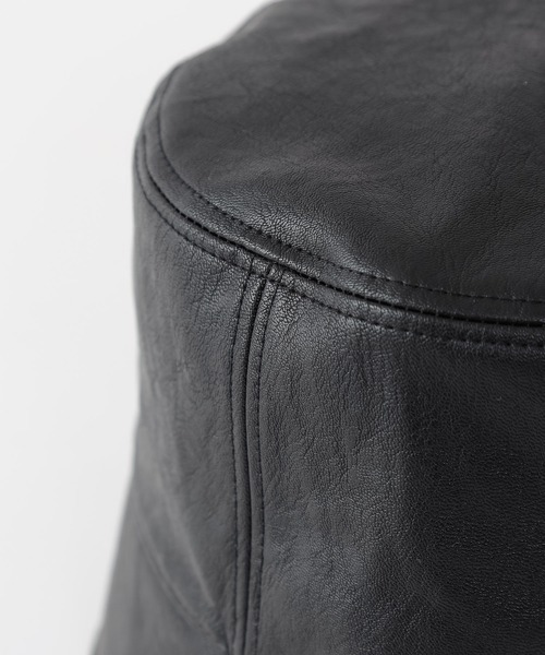 COLONY 2139（コロニートゥーワンスリーナイン）の「フェイクレザー深バケットハット（ハット・レディース・ブラック/アイボリー/ブラウン・FREE）」の7枚目の写真