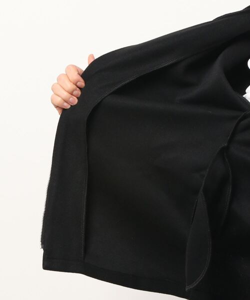 FRP（エフアールピー）の「YUGA　フード付きルーズシルエット　ショートコート（ブルゾン・レディース・ブラック/オートミール・XL/L/M）」の8枚目の写真