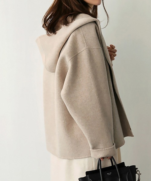 FRP（エフアールピー）の「YUGA　フード付きルーズシルエット　ショートコート（ブルゾン・レディース・ブラック/オートミール・XL/L/M）」の4枚目の写真