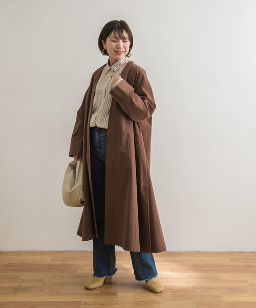 URBAN RESEARCH（アーバンリサーチ）の「ノーカラーテントコート