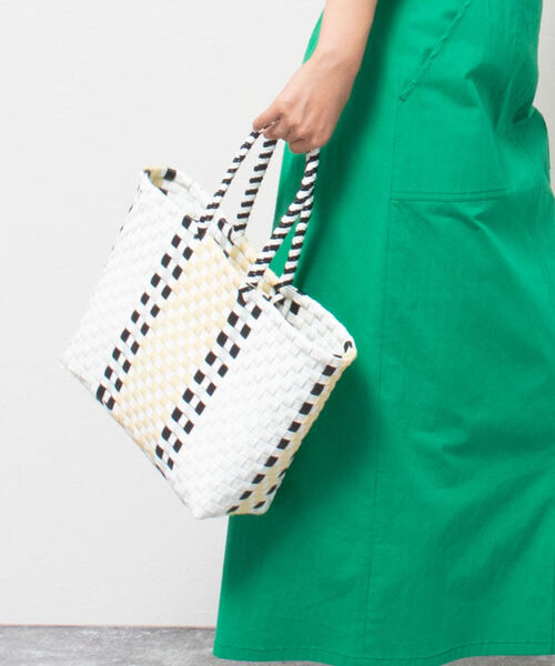 SANRAMI（サンラミ）の「【SANRAMI/サンラミ】 別注メルカドトートバッグ（トートバッグ・レディース・グリーン/ホワイト/ネイビー/ピンク・FREE）」の2枚目の写真