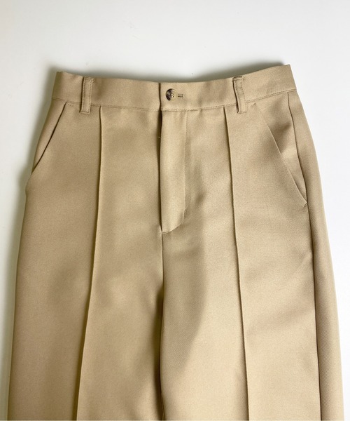 StyleSea（スタイルシー）の「センタータックストレートパンツ（スラックス・レディース・ベージュ/パープル/ライム/グレイッシュベージュ/ライトアッシュグレー/コーラルピンク・MEDIUM）」の7枚目の写真