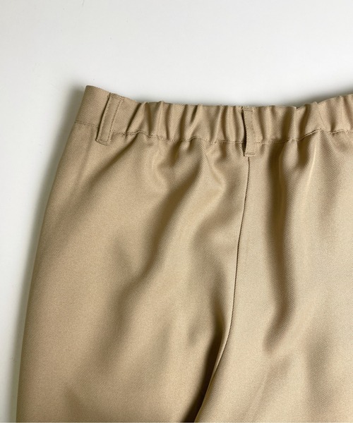 StyleSea（スタイルシー）の「センタータックストレートパンツ（スラックス・レディース・ベージュ/パープル/ライム/グレイッシュベージュ/ライトアッシュグレー/コーラルピンク・MEDIUM）」の9枚目の写真