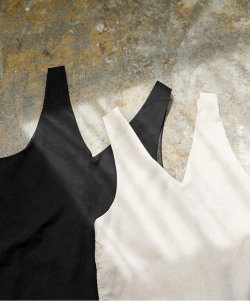 KOBE LETTUCE（コウベレタス）の「WEARISTA田中亜希子さんコラボ　深Vネックストレートサロペットスカート（ジャンパースカート・レディース・ライトベージュ/モカ/ブラック/ナチュラル/ブラック系・S/M）」の15枚目の写真