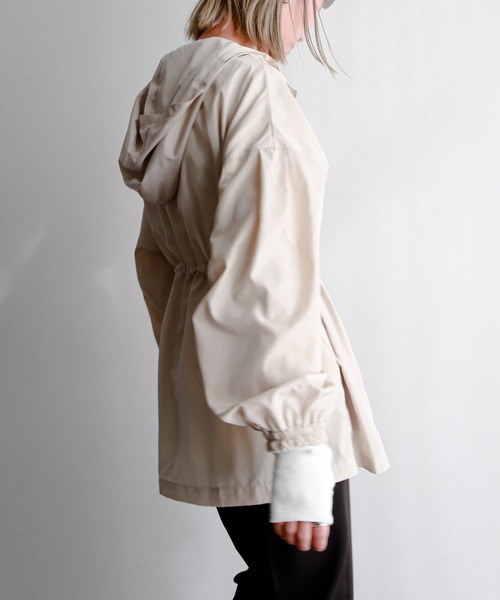 feepur(フェピュール)の「アノラックパーカー(その他アウター・レディース・ブラック/オフホワイト/グレイッシュベージュ・MEDIUM)」の18枚目の写真