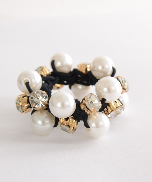 TONE SELECT GOODS（トーンセレクトグッズ）の「【float】パール ビジュー ヘアゴム（ヘアゴム・レディース・ブラック/ベージュ/ブラウン・FREE）」の11枚目の写真