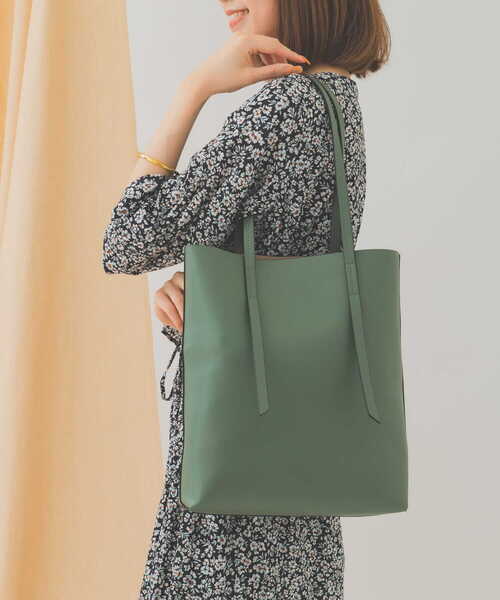 RODE SKO（ロデスコ）の「プレーントートバッグ（トートバッグ・レディース・アイボリー/ブラック/ライトブルー/オリーブ・ONE）」の4枚目の写真