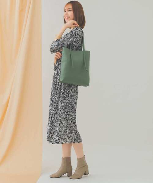 RODE SKO（ロデスコ）の「プレーントートバッグ（トートバッグ・レディース・アイボリー/ブラック/ライトブルー/オリーブ・ONE）」の9枚目の写真