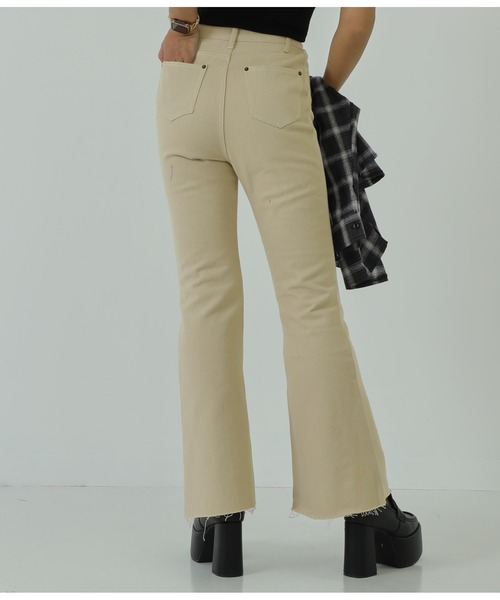 ANAP（アナップ）の「裏毛×デニム切替フレアパンツ（デニムパンツ・レディース・グレイッシュベージュ/ベージュ系その他・FREE）」の3枚目の写真