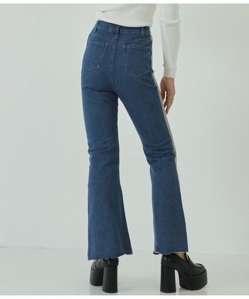 ANAP（アナップ）の「裏毛×デニム切替フレアパンツ（デニムパンツ・レディース・グレイッシュベージュ/ベージュ系その他・FREE）」の10枚目の写真