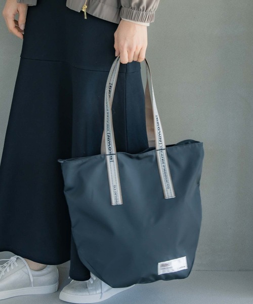 LEPSIM（レプシィム）の「【BROWN THEATRE PRODUCTSコラボ】トートバッグ　267743（トートバッグ・レディース・ブラック/ベージュ・ONE SIZE）」の2枚目の写真