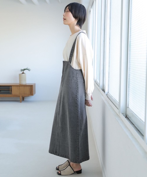 LAKOLE（ラコレ）の「SUPER BIGサイドスリットTシャツ / 267650（Tシャツ/カットソー・レディース・オフホワイト/ライトグリーン/その他6/ブラック/オレンジ/アイボリー・MEDIUM/SMALL）」の9枚目の写真