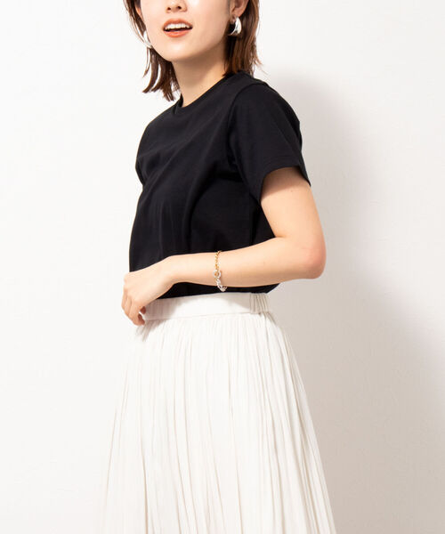 NOLLEY’S(ノーリーズ)の「液アン加工BASIC Tシャツ(Tシャツ/カットソー・レディース・ラベンダー/ライトグリーン/チャコールグレー/ブラック/ロイヤルブルー/オフホワイト/カーキ/ベージュ/ピンク・38/36)」の3枚目の写真