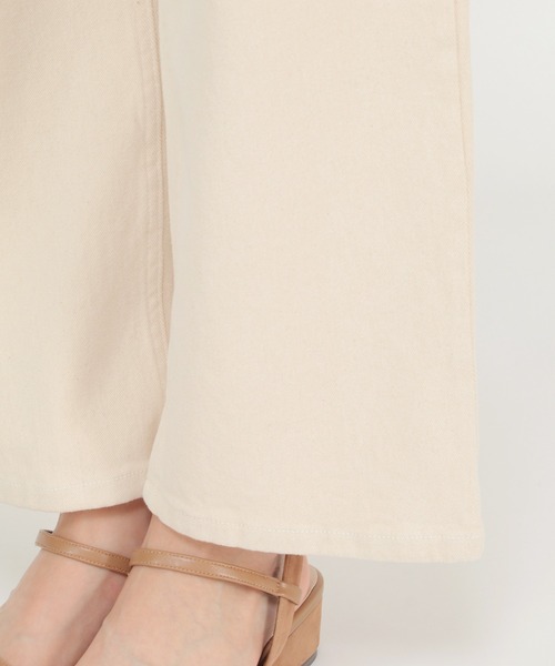 ikka(イッカ)の「デニムワイドパンツ(デニムパンツ・レディース・ブルー/オフホワイト/ダークネイビー・M/L/S)」の18枚目の写真