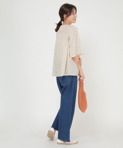 ikka(イッカ)の「デニムワイドパンツ(デニムパンツ・レディース・ブルー/オフホワイト/ダークネイビー・M/L/S)」の8枚目の写真