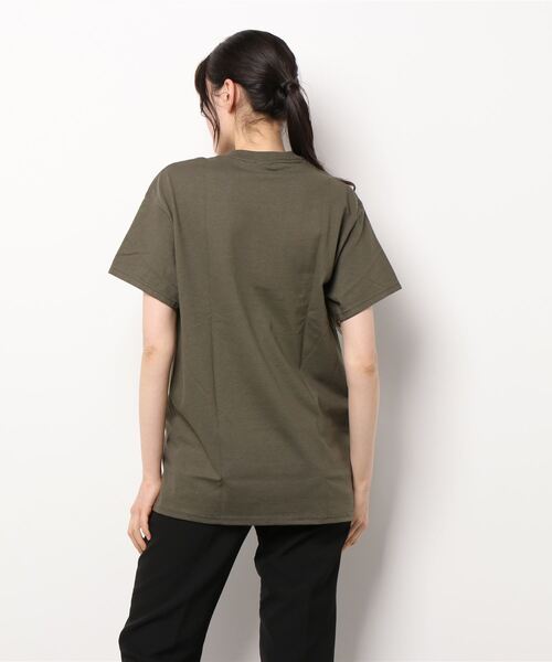 Q（キュー）の「La nuit ロゴT（Tシャツ/カットソー・レディース・ホワイト/オリーブ・MEDIUM）」の4枚目の写真