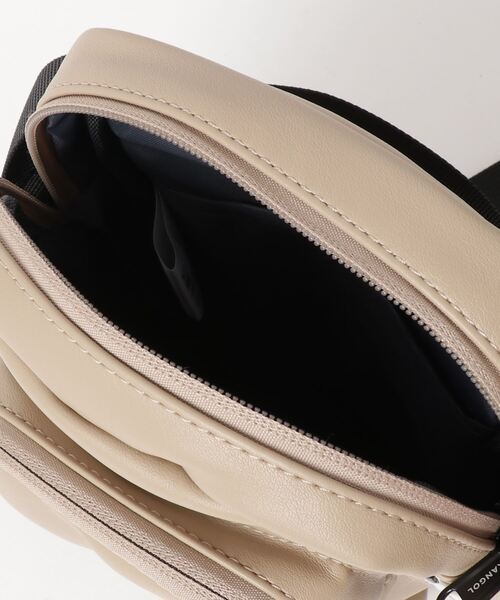 KANGOL(カンゴール)の「【KANGOL】ハイクォリティPUレザーミニサコッシュショルダー(ショルダーバッグ・メンズ・ブラック/ベージュ・FREE)」の6枚目の写真