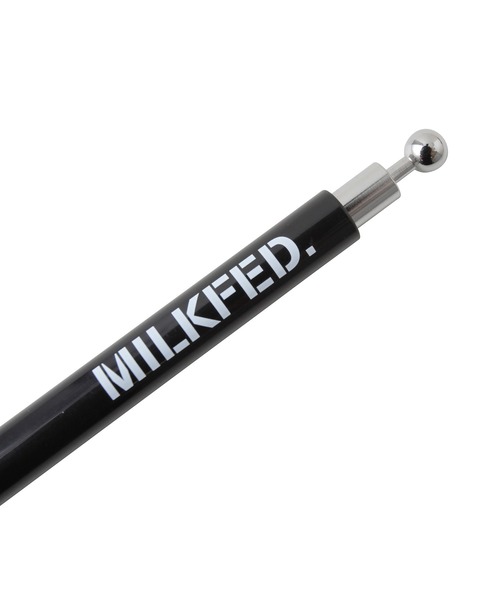 MILKFED.（ミルクフェド）の「LOGO PEN（ペン類・レディース・ブラック/レッド・ONE SIZE）」の4枚目の写真