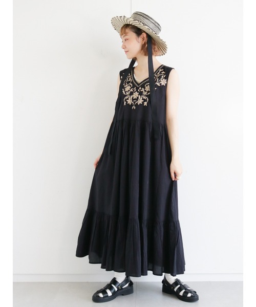 ehka sopo（エヘカソポ）の「インド刺繍ノースリワンピース（ワンピース・レディース・グリーン/ブラック/ブラウン・ﾌﾘ-）」の7枚目の写真