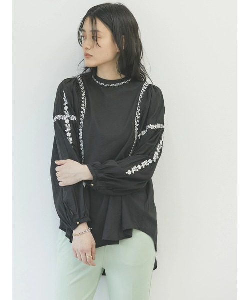 AMERICAN HOLIC(アメリカンホリック)の「ドルマン刺繍ブラウス(シャツ/ブラウス・レディース・ブラック/オフホワイト・L/M)」の2枚目の写真
