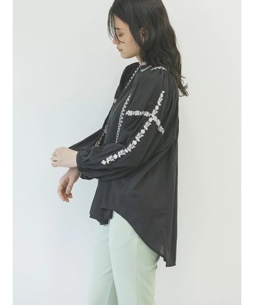 AMERICAN HOLIC(アメリカンホリック)の「ドルマン刺繍ブラウス(シャツ/ブラウス・レディース・ブラック/オフホワイト・L/M)」の20枚目の写真