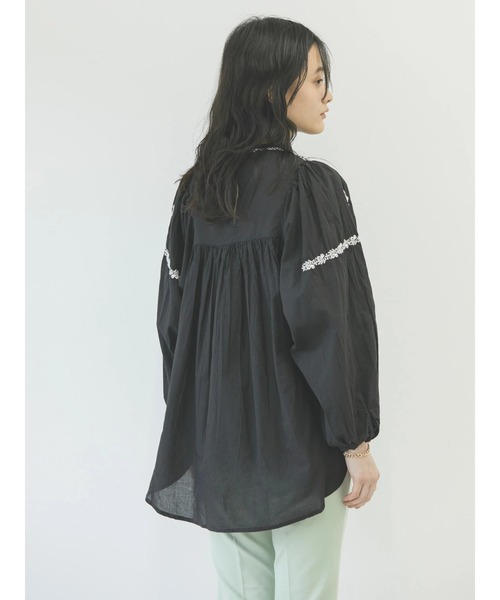AMERICAN HOLIC(アメリカンホリック)の「ドルマン刺繍ブラウス(シャツ/ブラウス・レディース・ブラック/オフホワイト・L/M)」の18枚目の写真